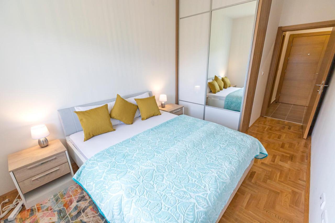Piskalina Apartment Tivat Exterior foto